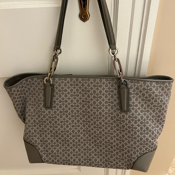 Coach purse - Picture 10 of 10